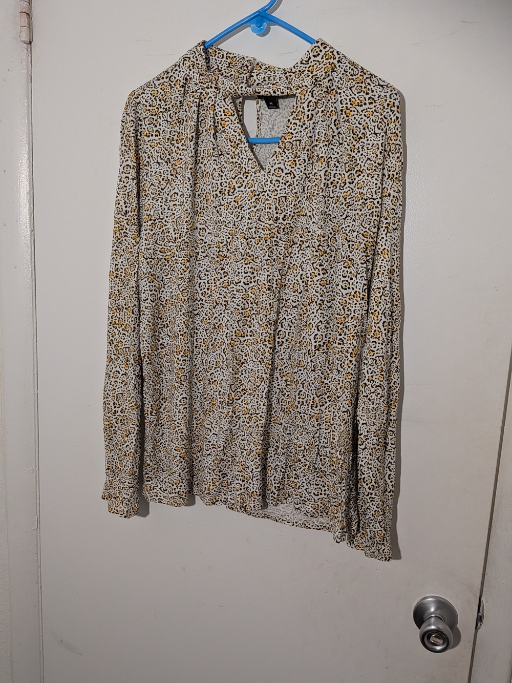 Worthington Cream and Mustard Printed V-Neck Blouse
